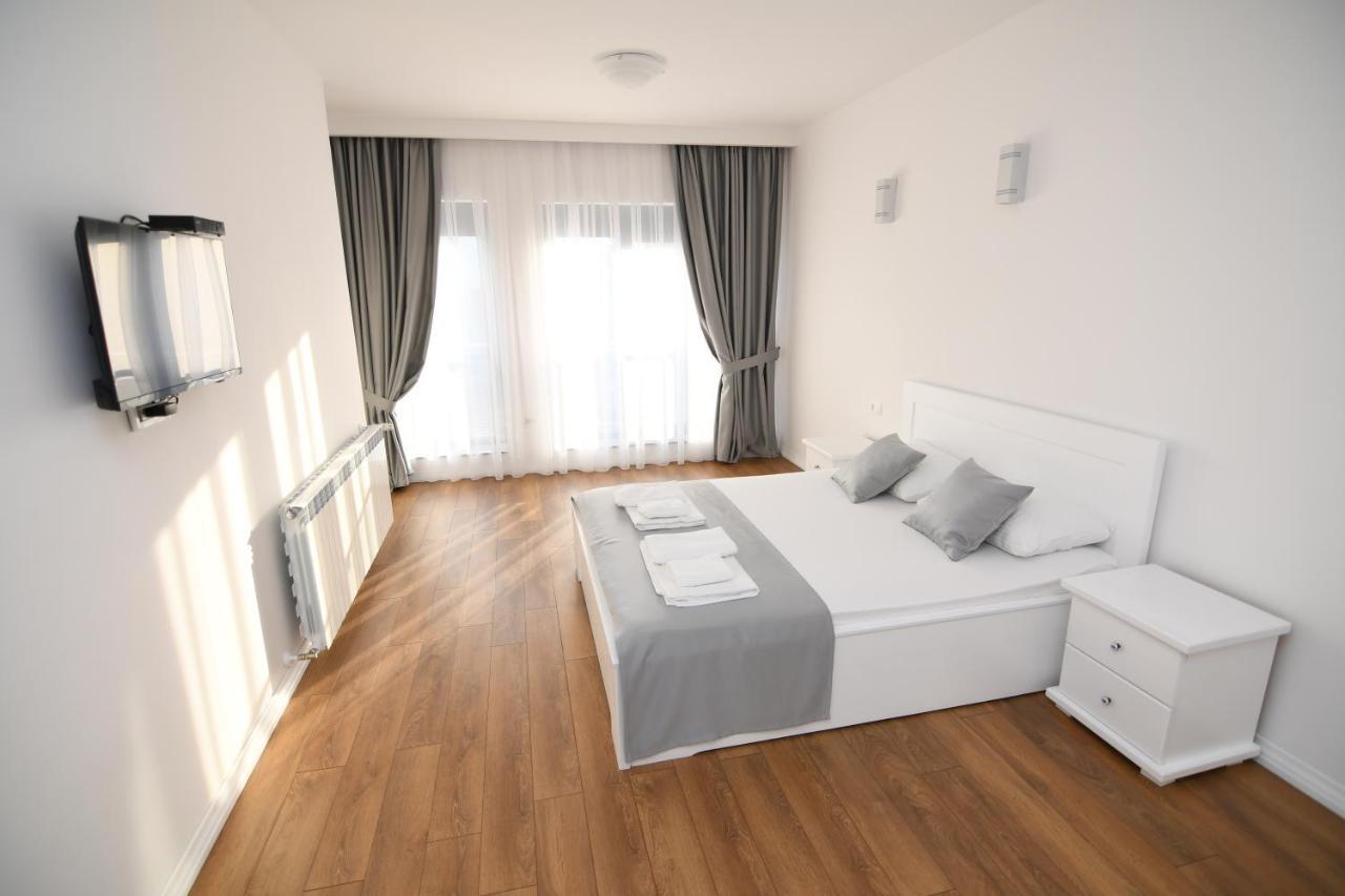 Elan Luxury Apartments & Rooms Plav Exteriör bild