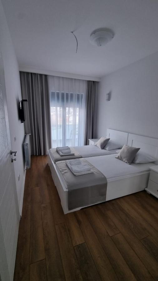 Elan Luxury Apartments & Rooms Plav Exteriör bild