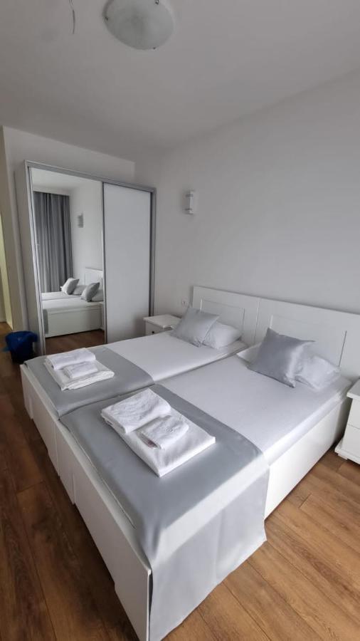 Elan Luxury Apartments & Rooms Plav Exteriör bild