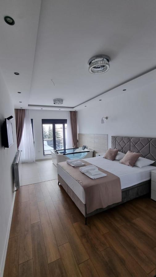 Elan Luxury Apartments & Rooms Plav Exteriör bild